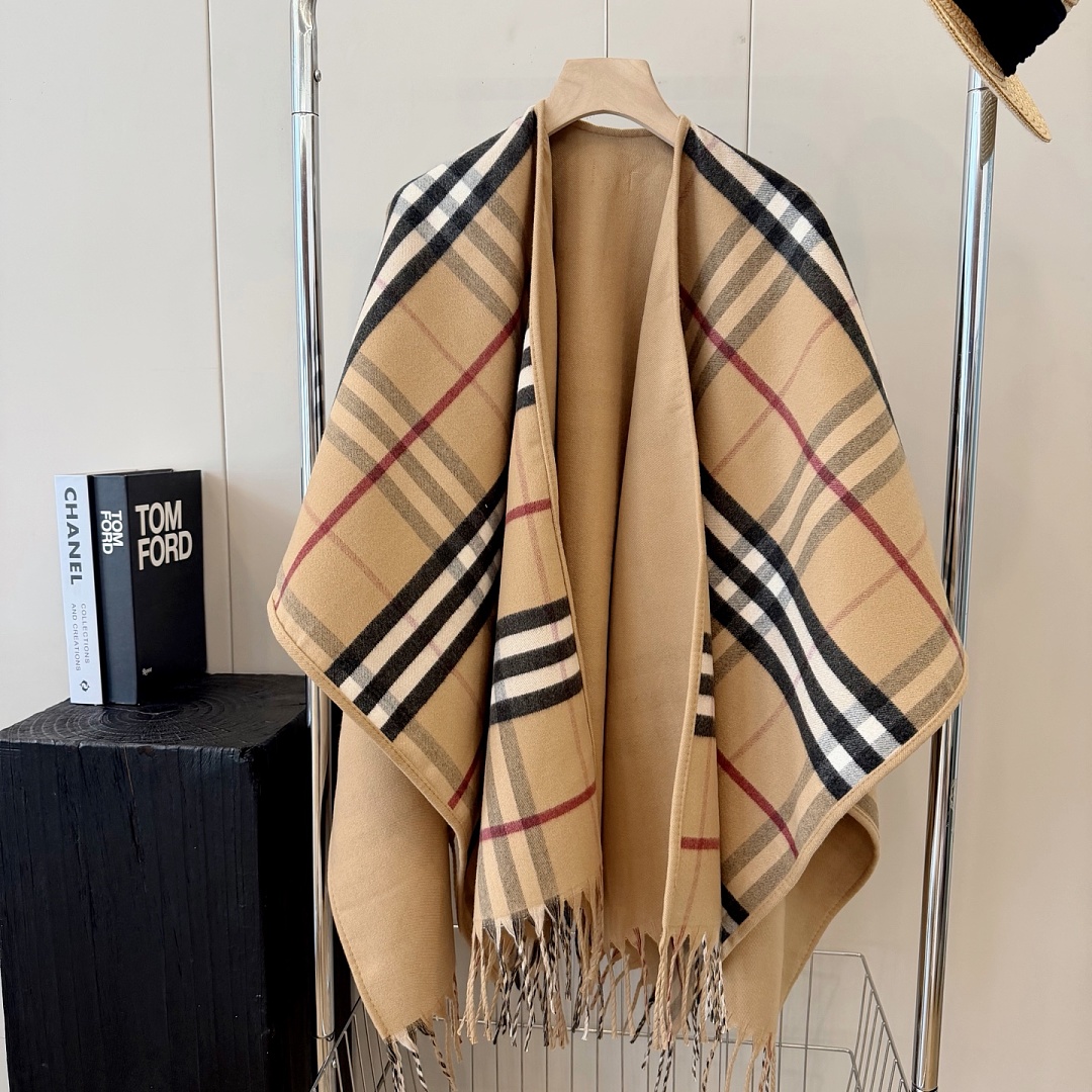 Burberry Contrast Check Cashmere Wool Cape · ZT13937 — תמונה 8