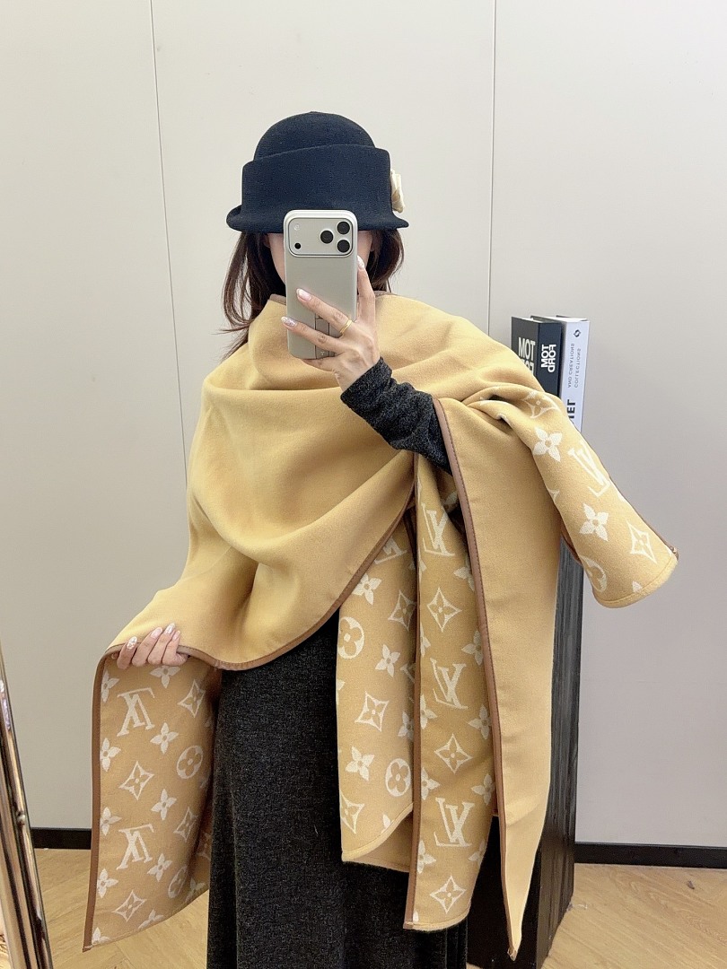 Louis Vuitton My Monogram Cape · ZT13935 — תמונה 5