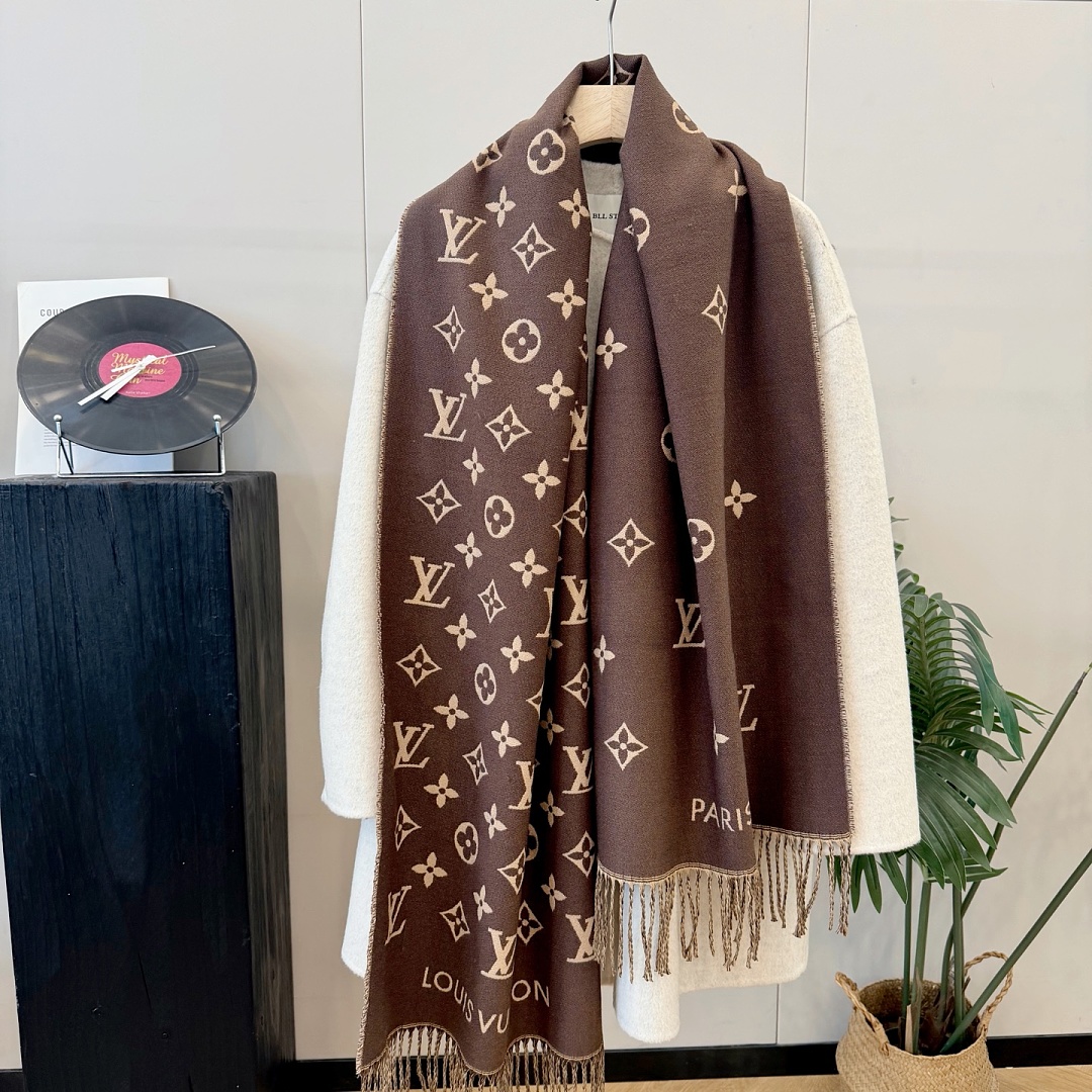 Louis Vuitton LV Essential Scarf · ZT13909 — תמונה 21