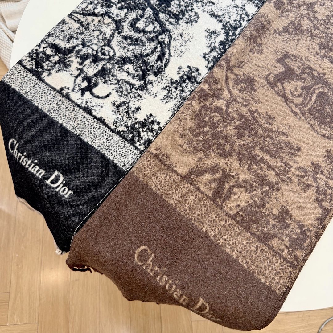 Dior Essence Scarf · ZT13922 — תמונה 9