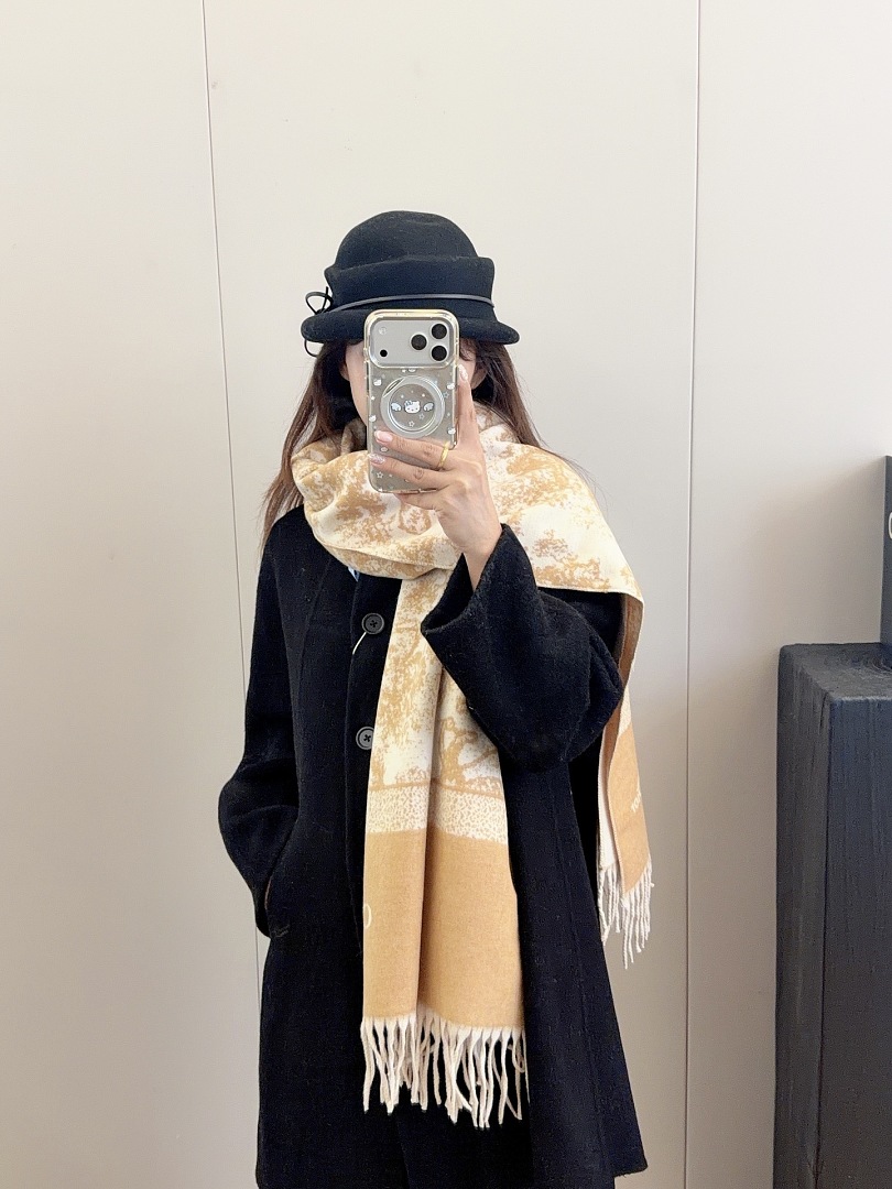 Dior Essence Scarf · ZT13922 — תמונה 20