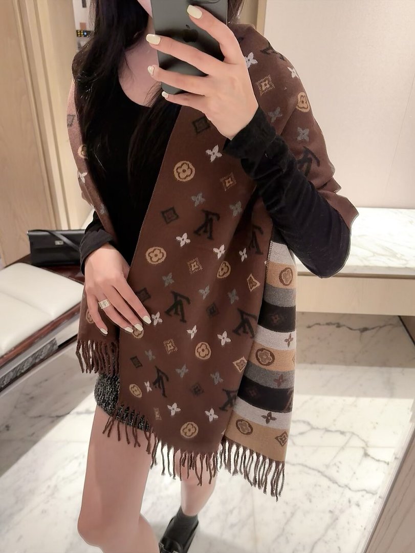 Louis Vuitton Reykjavik Scarf · ZT13901 — תמונה 9