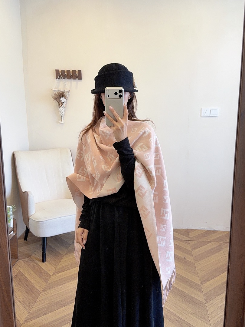 Fendi FF Scarf · ZT13911 — תמונה 28