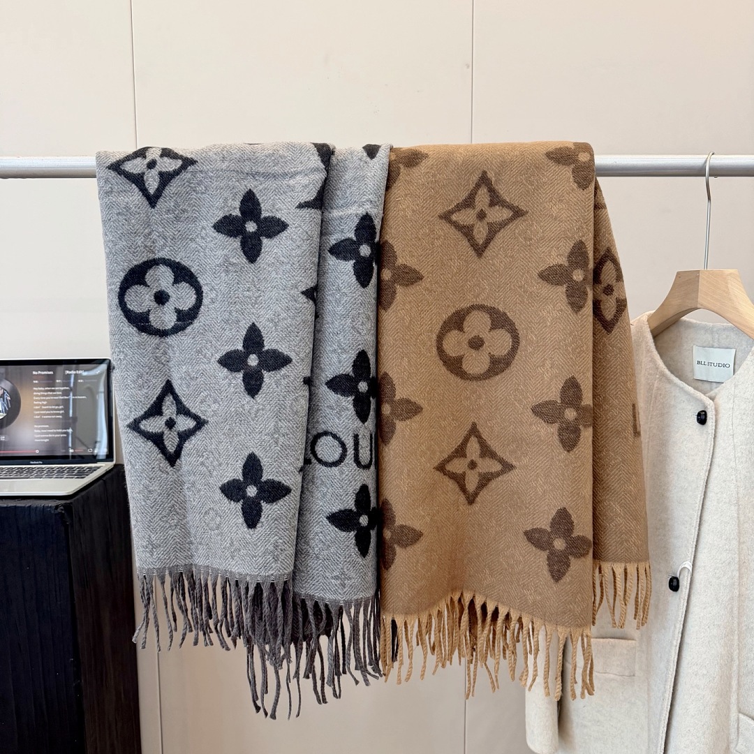 Louis Vuitton Reykjavik Scarf · ZT13914 — תמונה 25