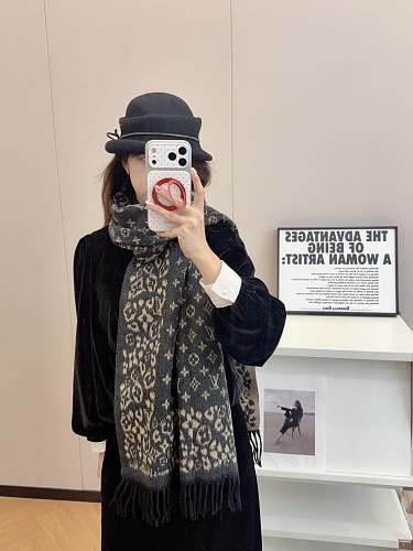 Louis Vuitton — צעיף · ZT13921