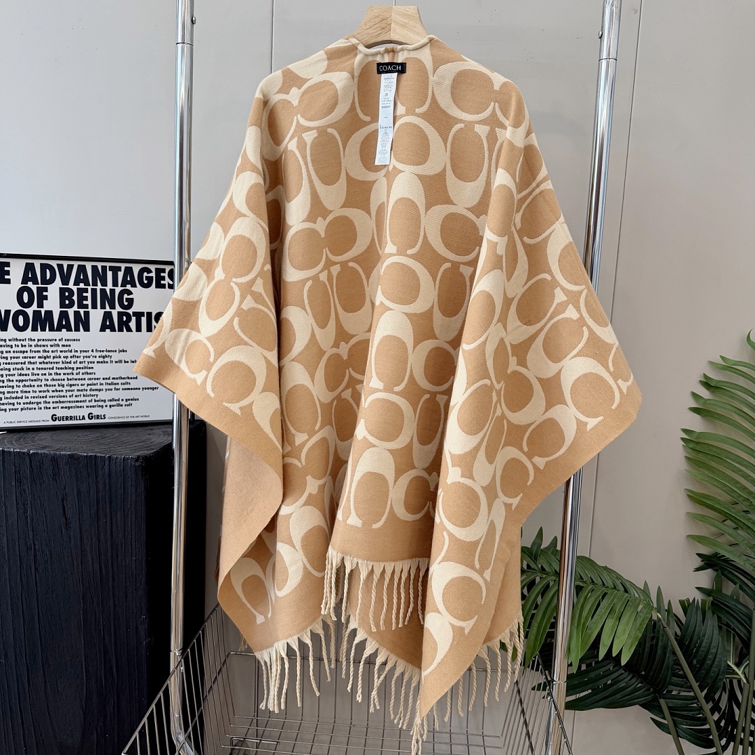 Coach Signature Oversized Muffler · ZT13936 — תמונה 14