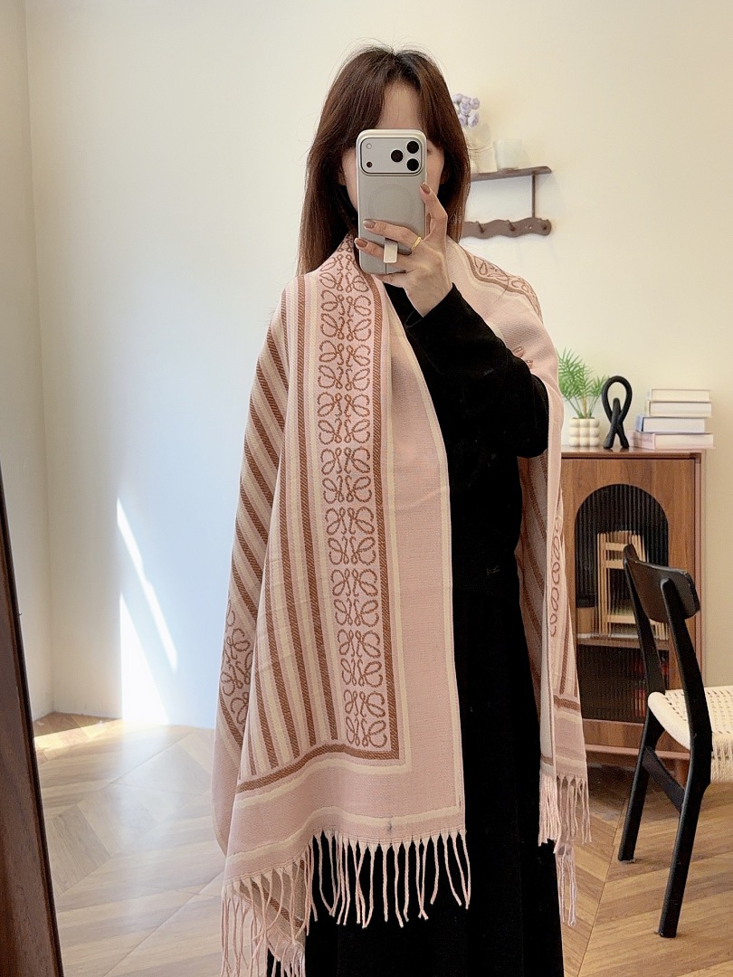 Loewe Anagram Scarf · ZT13905 — תמונה 17