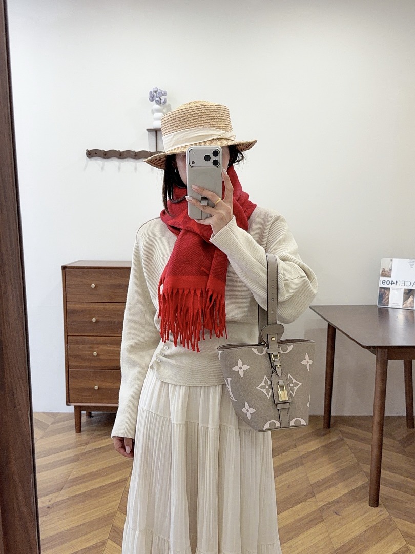 Louis Vuitton — צעיף · ZT13915 — תמונה 34