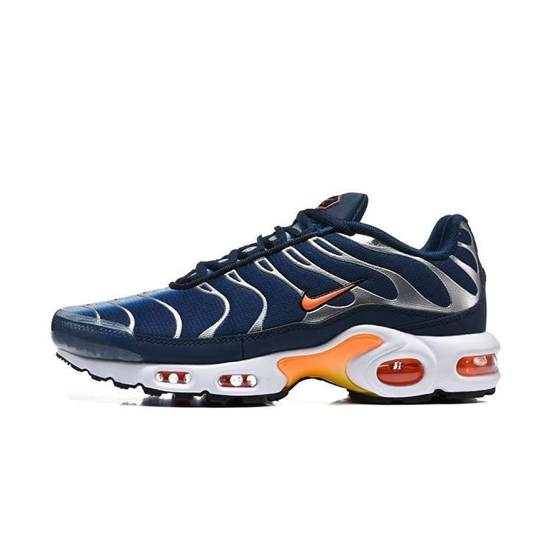 Nike Air Max Plus Homerun NYC · ZT13686 — תמונה 12