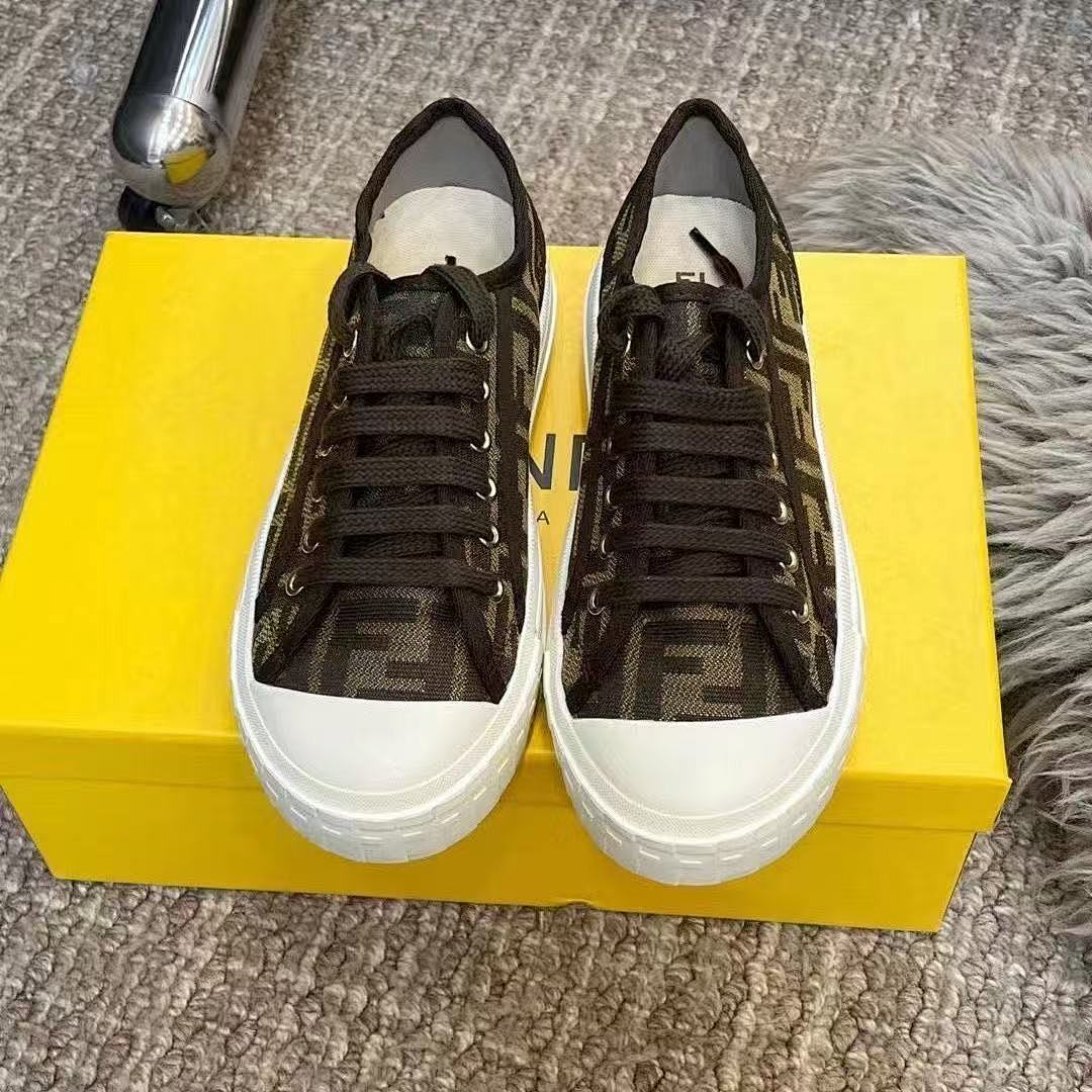 FENDI ZT12057
