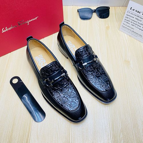Salvatore Ferragamo   ZT12458