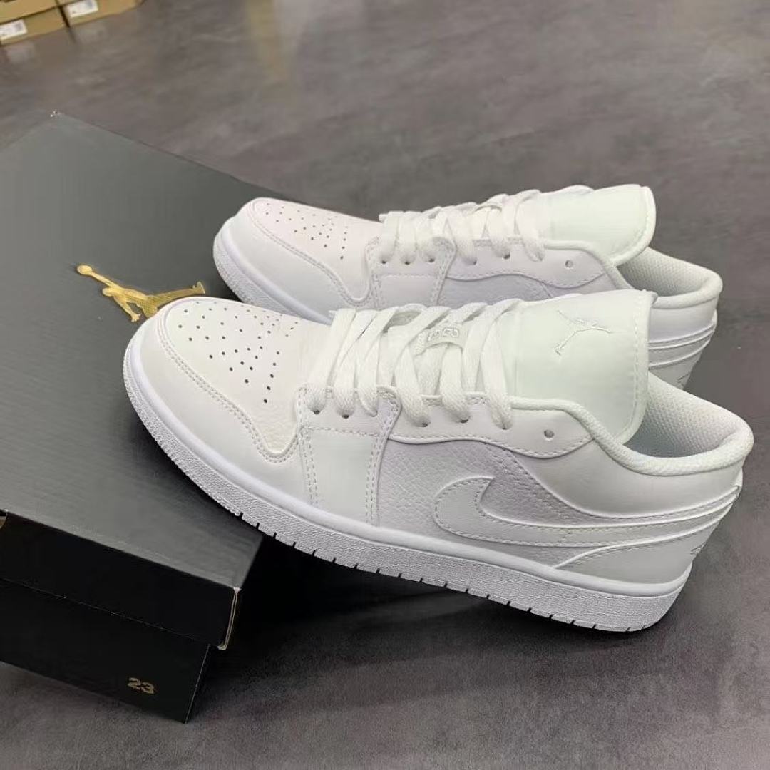 Nike Jordan 1 Low Phantom Denim · ZT14160 — תמונה 11