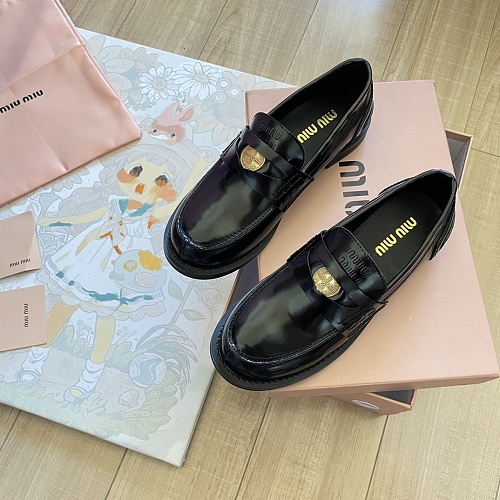 MIUMIU ZT13326