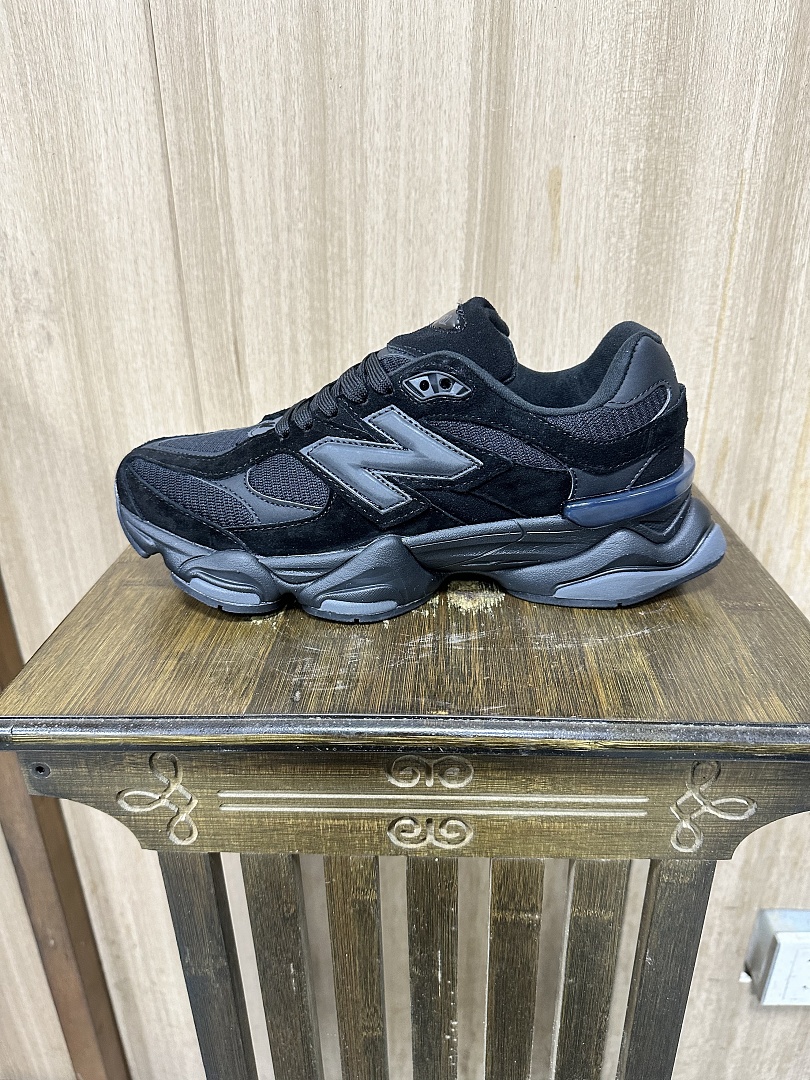 New Balance 9060 · ZT13852