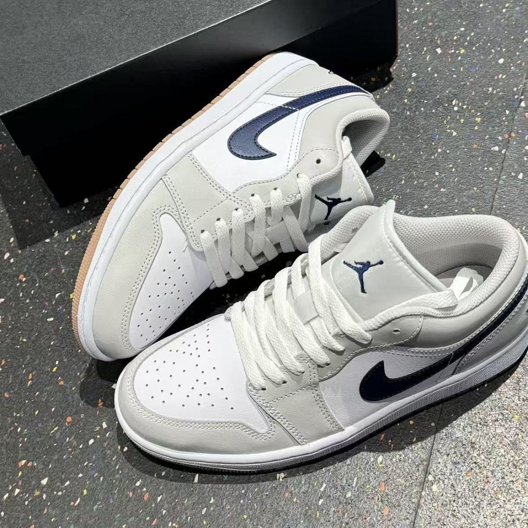 Nike Jordan 1 Low Phantom Denim · ZT14160 — תמונה 29
