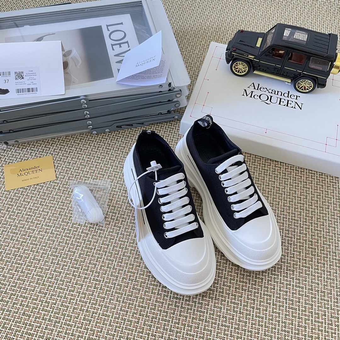 McQueen ZT13327