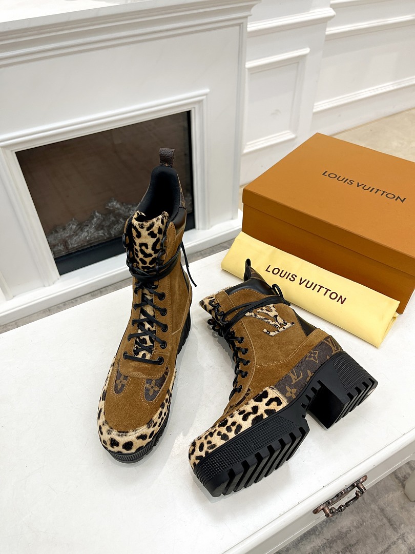 Louis Vuitton Laureate Platform Desert Boot · ZT14100