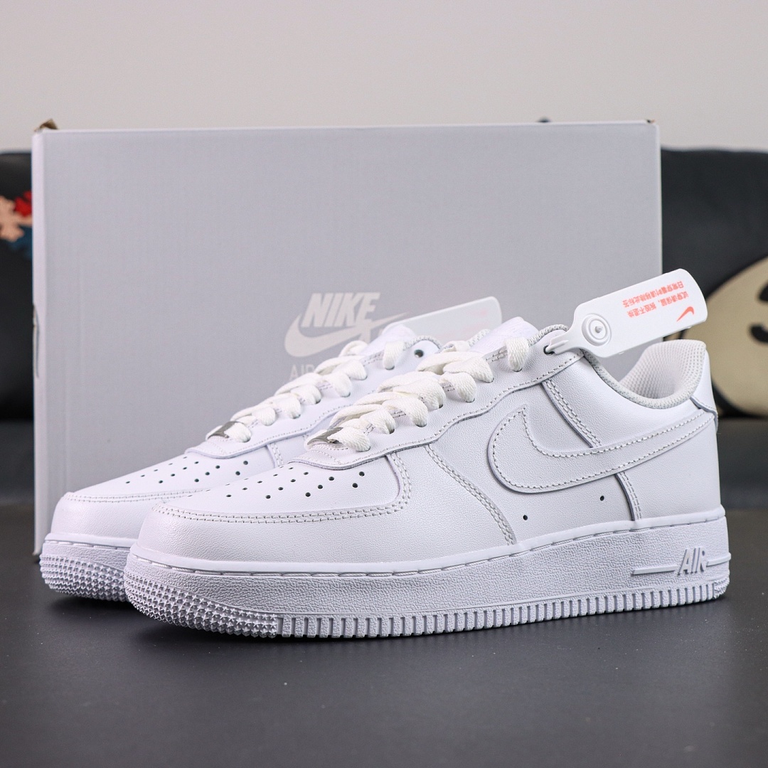 NIKE ZT13528