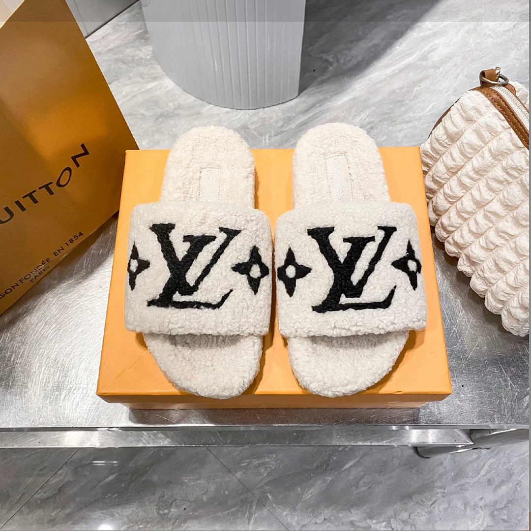 Louis Vuitton Paseo Comfort Flat Sandal · ZT14307 — תמונה 4