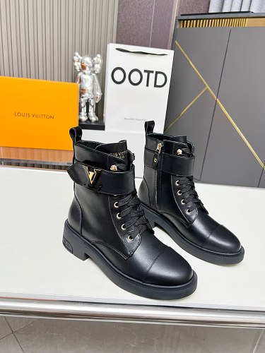 Louis Vuitton Citizen Flat Ranger · ZT13683
