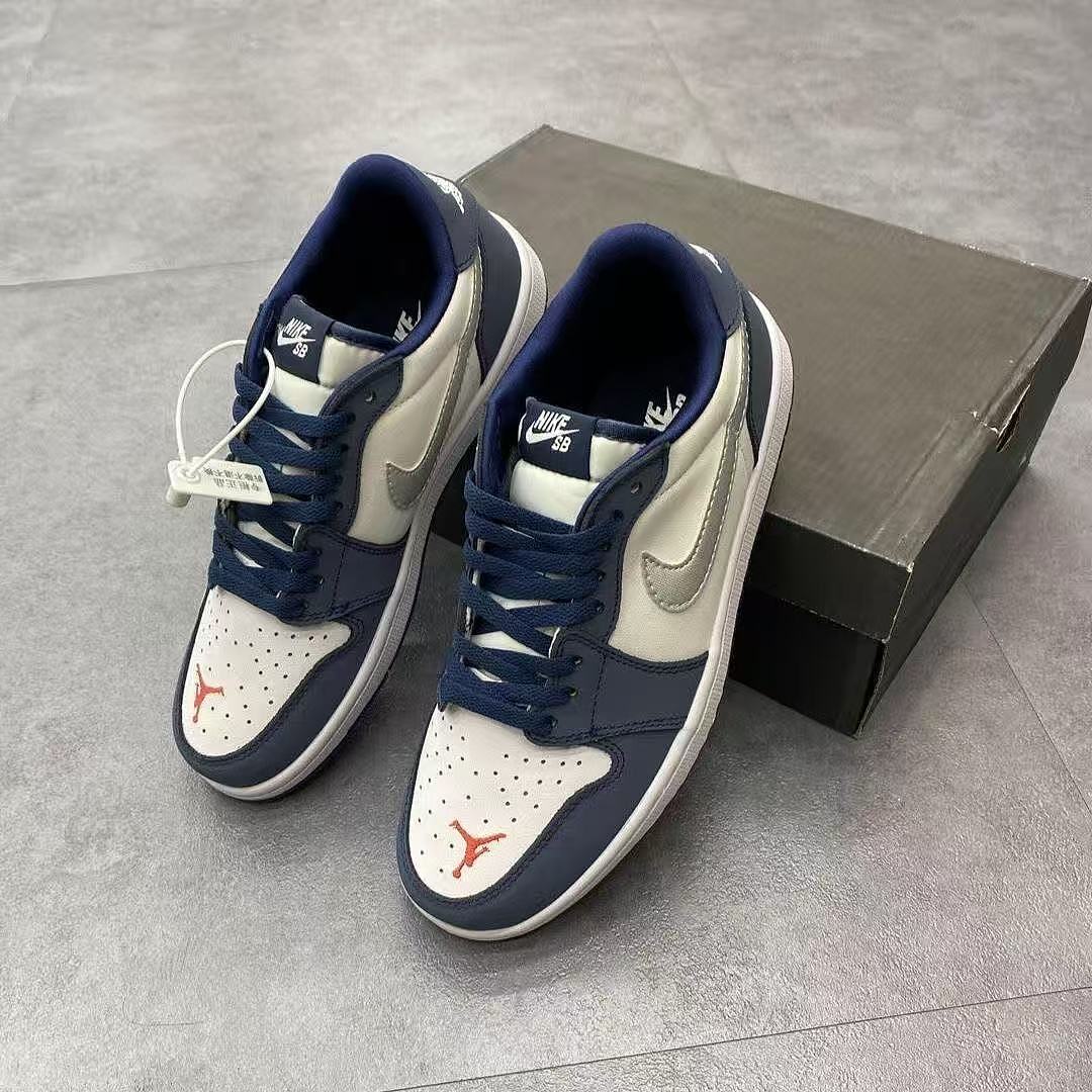 Nike Jordan 1 Low Phantom Denim · ZT14160 — תמונה 28