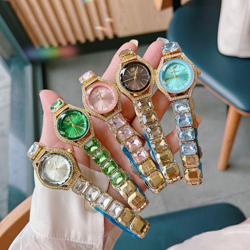 SW9 Swarovski