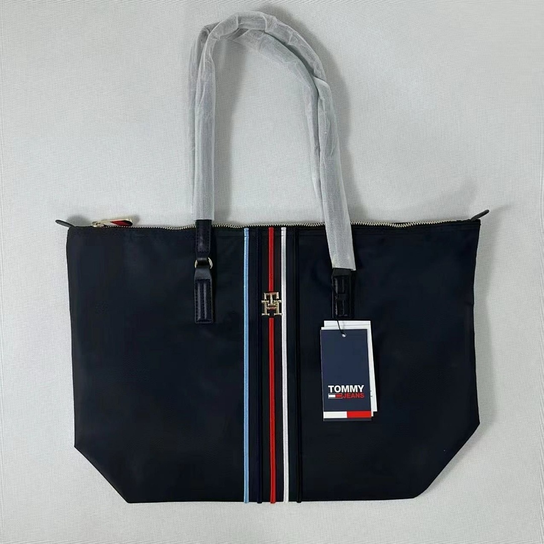 tommy WT36074