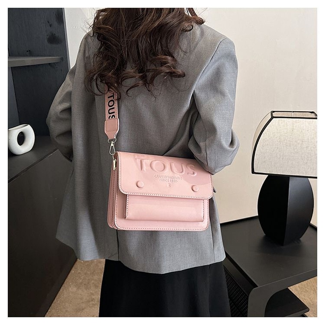 tous TT99102 SIZE23*9*18CM