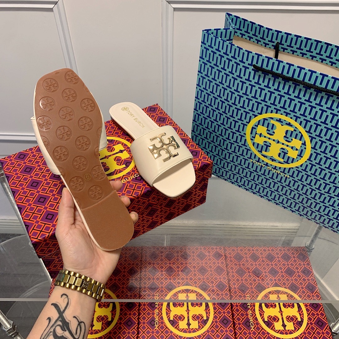 Tory Burch Eleanor Slide · 4622 — תמונה 25
