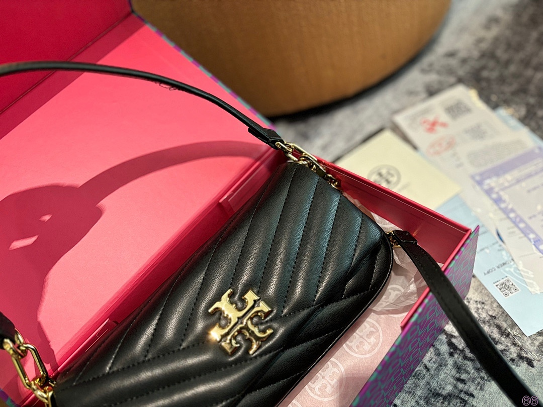 Tory Burch Kira Chevron · 4678 — תמונה 6