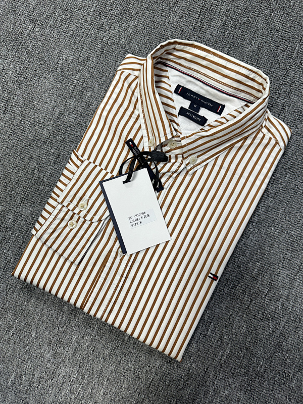 Tommy Hilfiger — חולצה מכופתרת · A2509 — תמונה 7