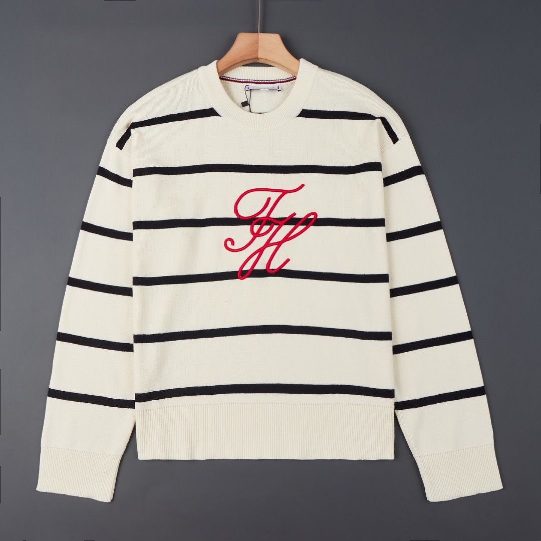 Tommy Hilfiger Premium Knit Logo Embroidery Relaxed · A3397