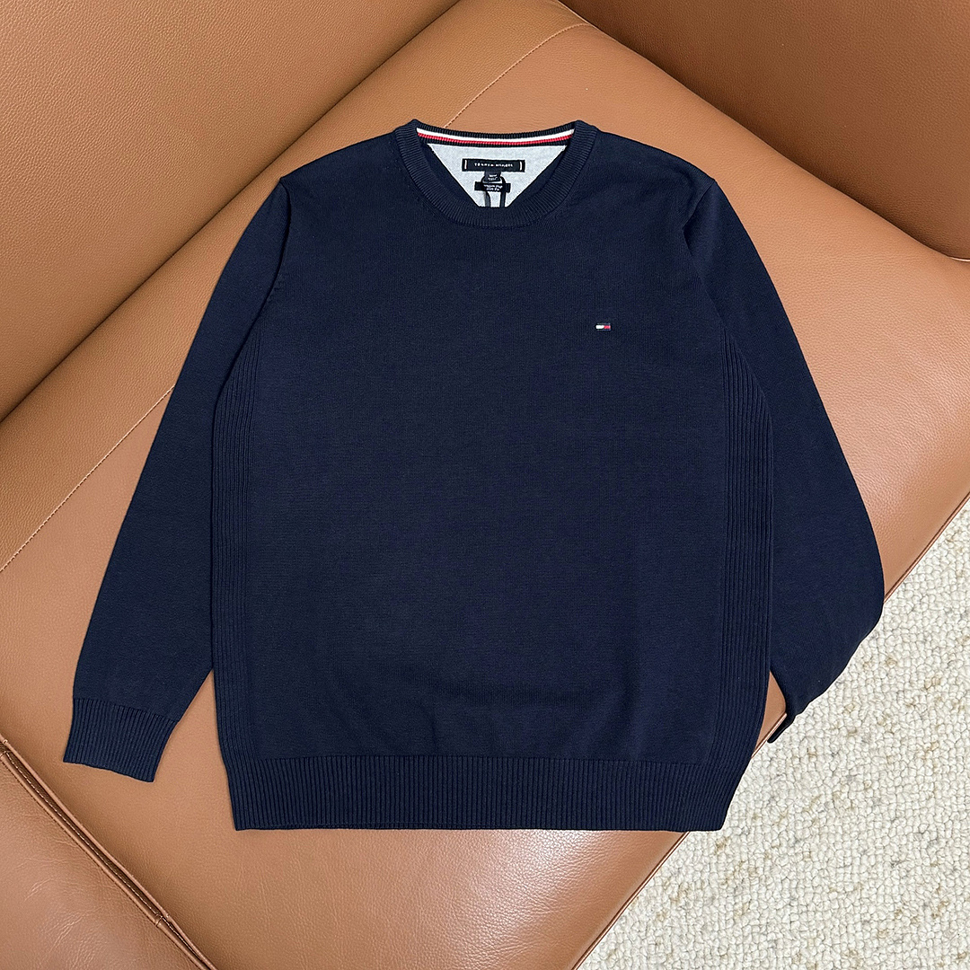 Tommy Hilfiger Classic Crewneck Sweater · A3385 — תמונה 12