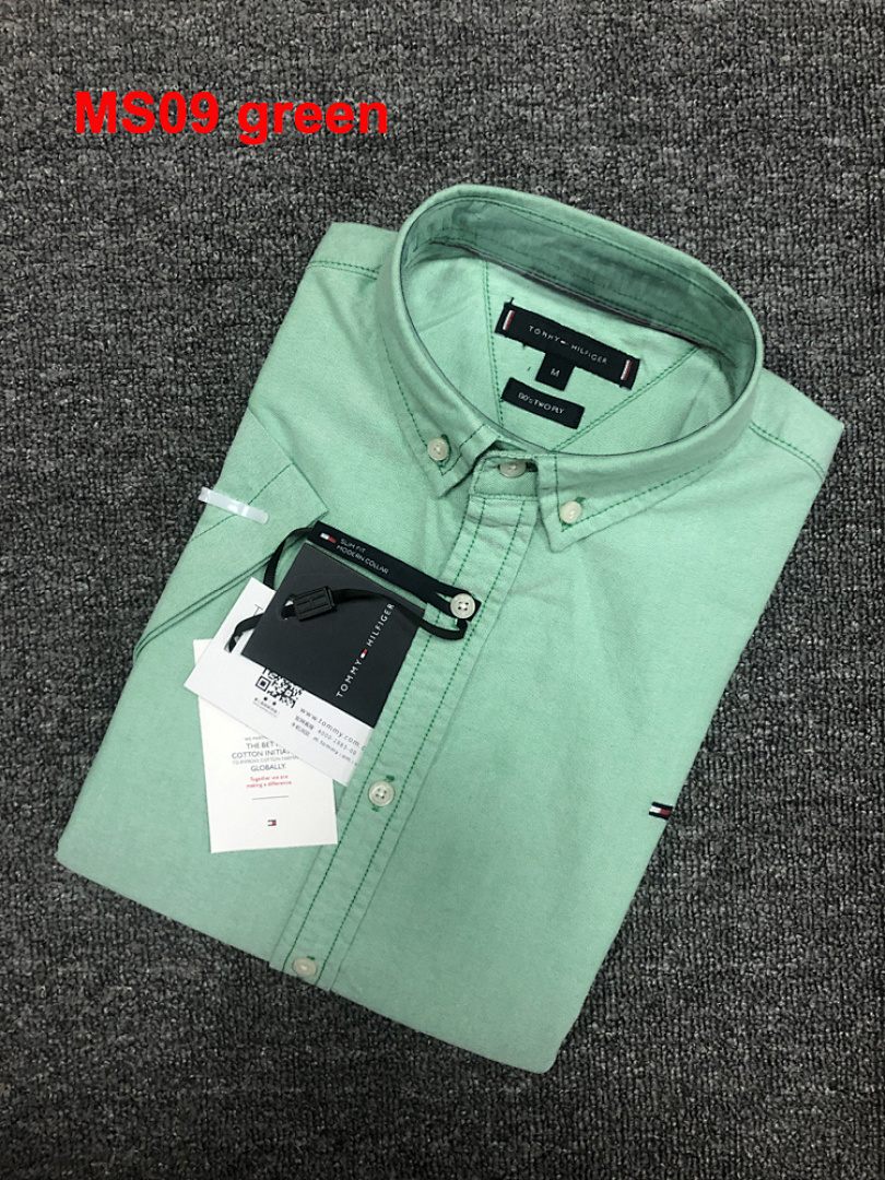 Tommy Hilfiger Regular Fit Short-Sleeve Oxford Shirt · A575 — תמונה 6