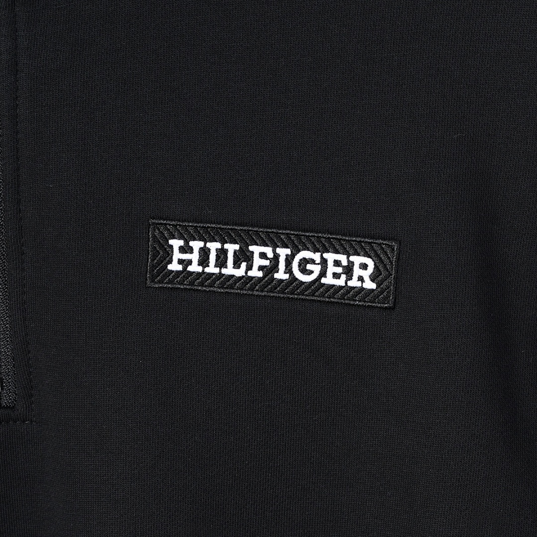 Tommy Hilfiger Tommy Badge Quarter-Zip · A2600 — תמונה 6