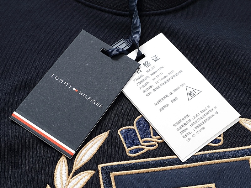 Tommy Hilfiger Crest Logo Fleece Sweatshirt · A2738 — תמונה 37
