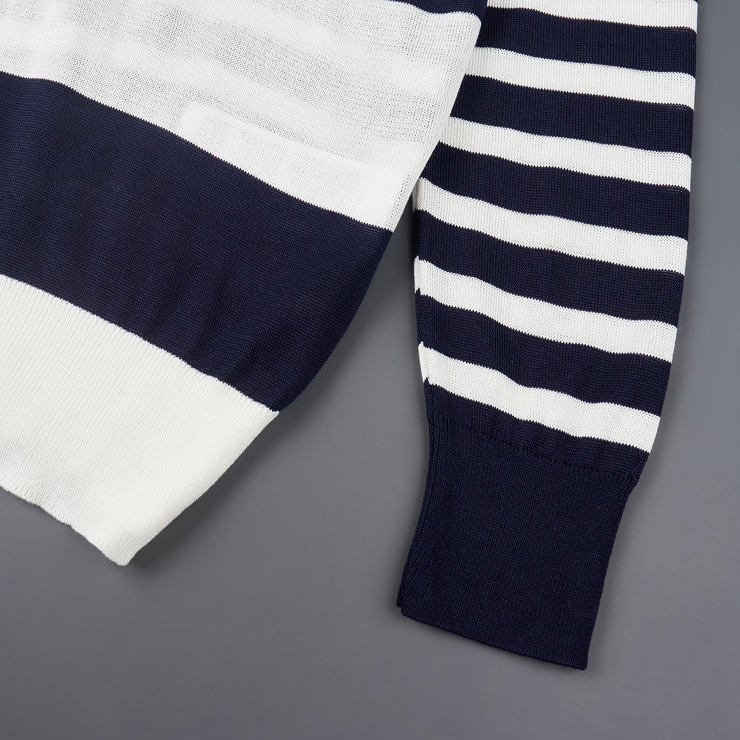 Tommy Hilfiger Striped Classic Crewneck Sweater · A3430 — תמונה 5