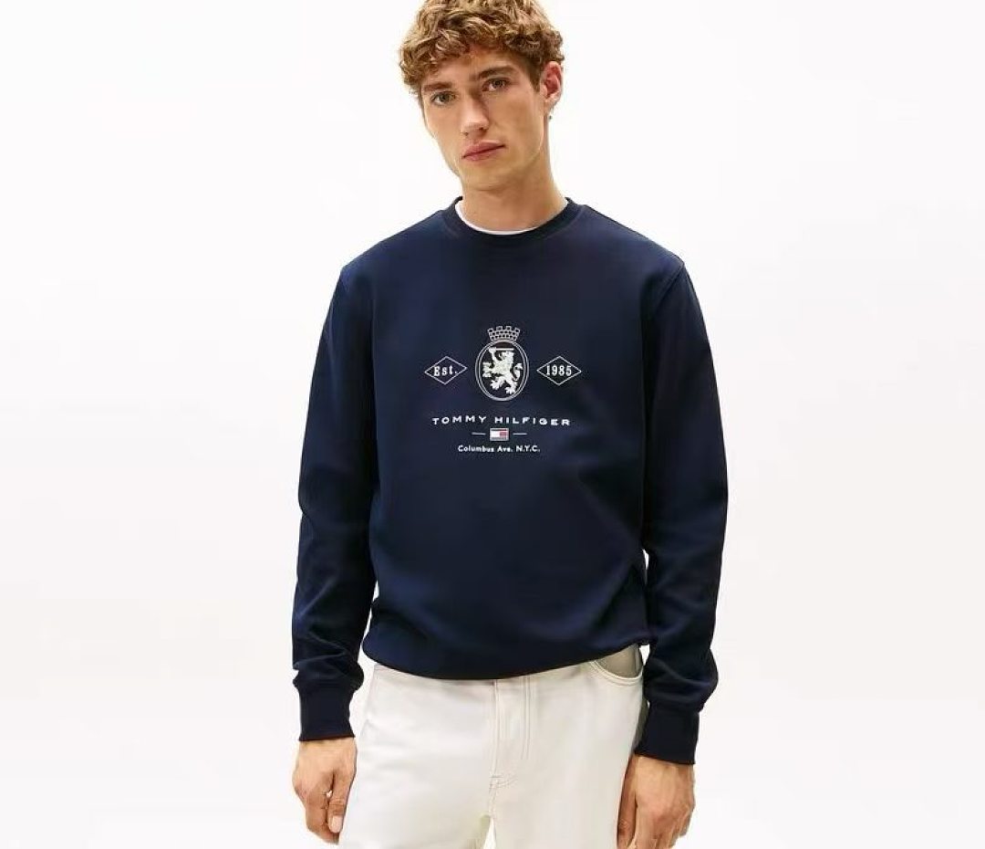 Tommy Hilfiger Embroidered Crest Sweatshirt · A3303 — תמונה 77