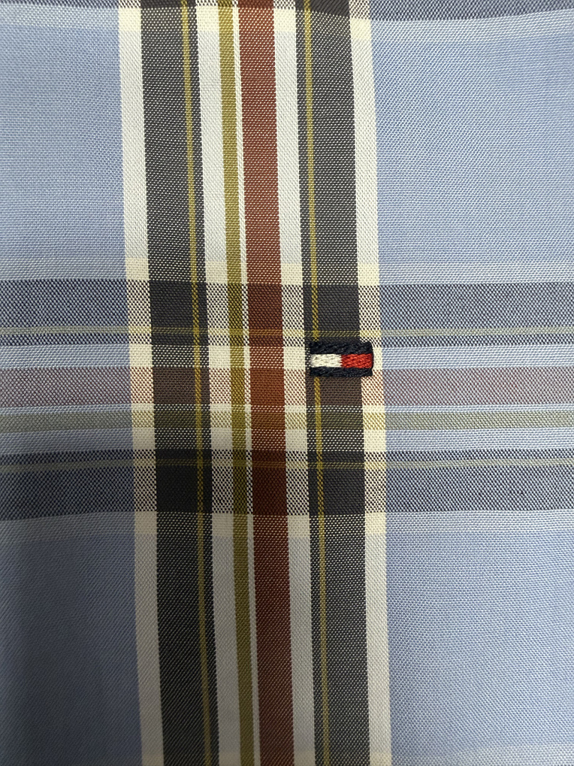 Tommy Hilfiger — חולצה מכופתרת · A3372 — תמונה 10