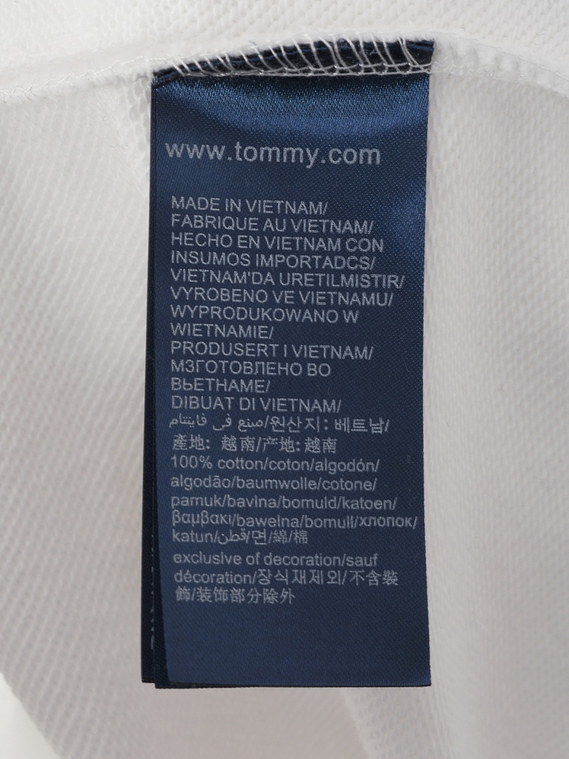 Tommy Hilfiger Embroidered Crest Sweatshirt · A3303 — תמונה 47