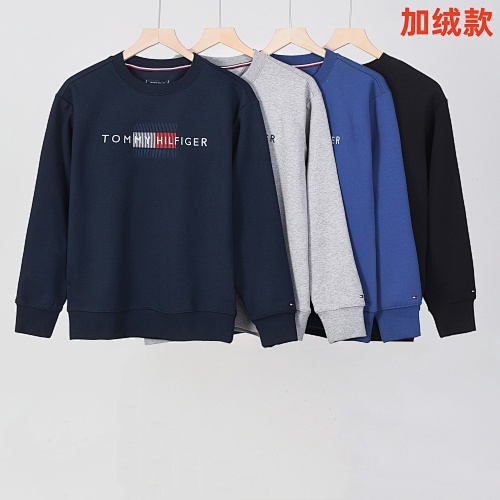 Tommy Hilfiger Flag Logo Sweatshirt · A2745