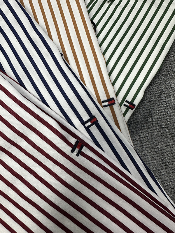 Tommy Hilfiger — חולצה מכופתרת · A2509 — תמונה 13