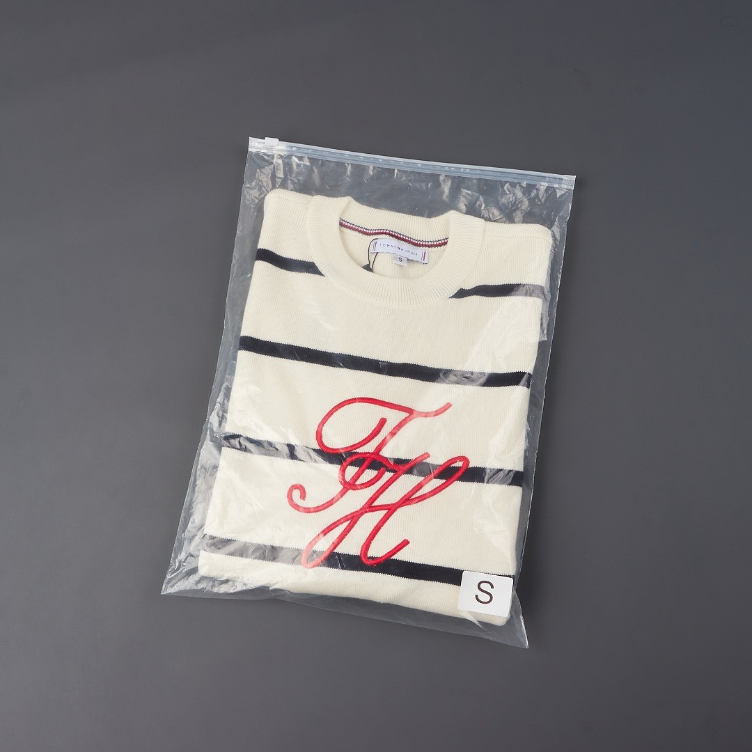 Tommy Hilfiger Premium Knit Logo Embroidery Relaxed · A3397 — תמונה 2