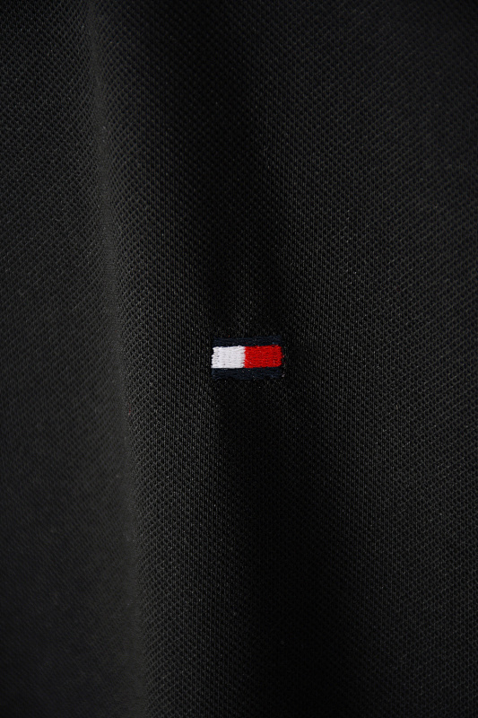 Tommy Hilfiger Regular Fit Tommy Wicking Polo · A2959 — תמונה 10