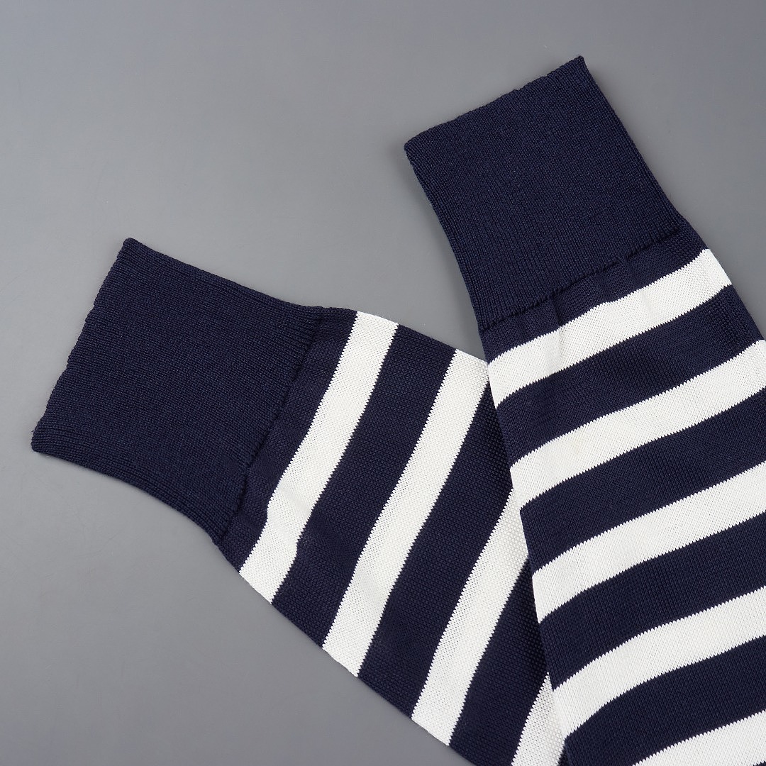 Tommy Hilfiger Striped Classic Crewneck Sweater · A3430 — תמונה 7