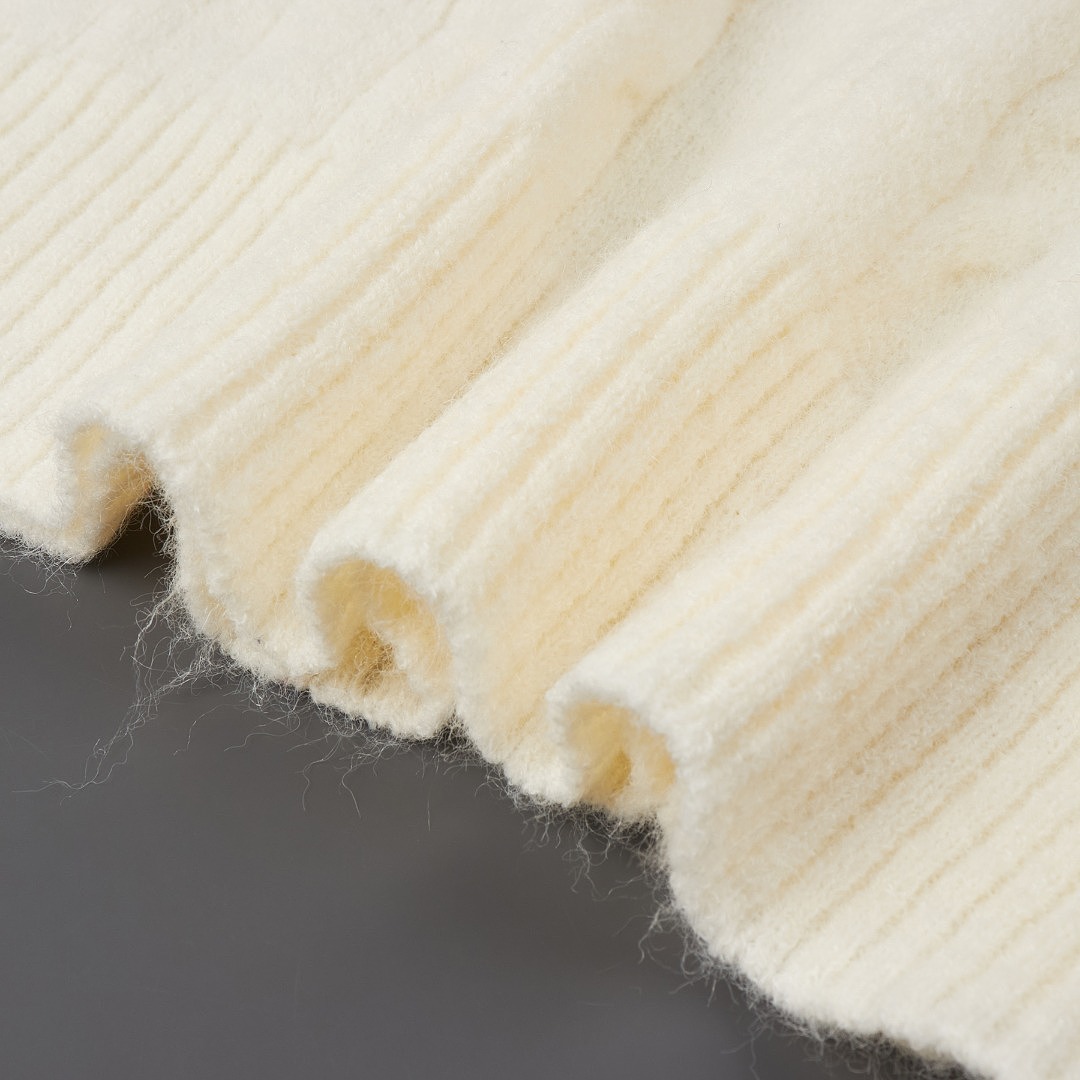 Tommy Hilfiger Cable Knit Quarter-Zip Sweater · A3455 — תמונה 5