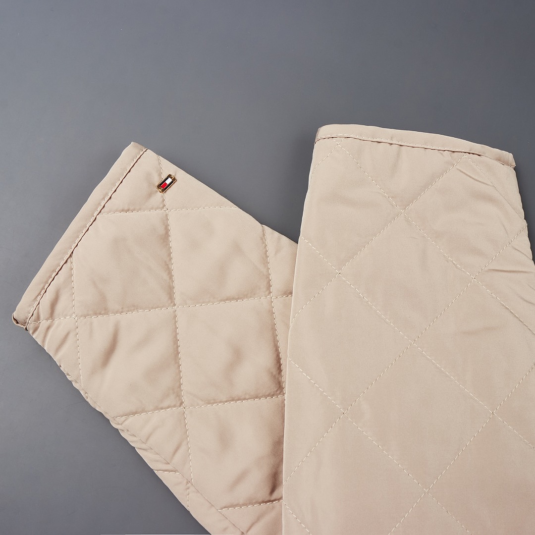 Tommy Hilfiger Crest Embroidery Padded Quilted Slim · A3467 — תמונה 2