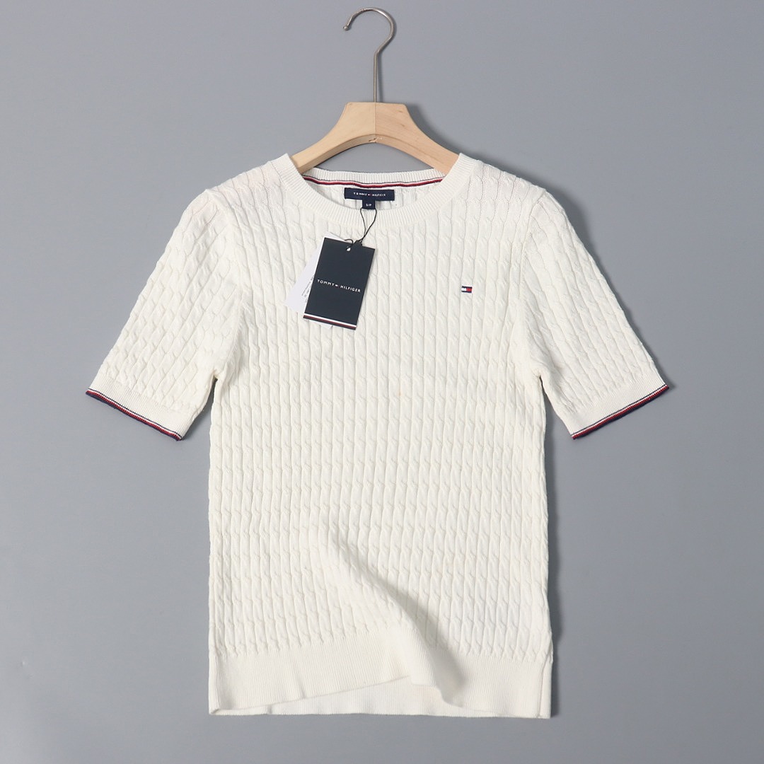 Tommy Hilfiger Short-Sleeve Cable Knit Sweater · A3321 — תמונה 16
