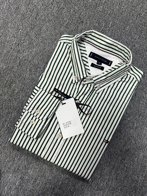 Tommy Hilfiger — חולצה מכופתרת · A2509 — תמונה 9