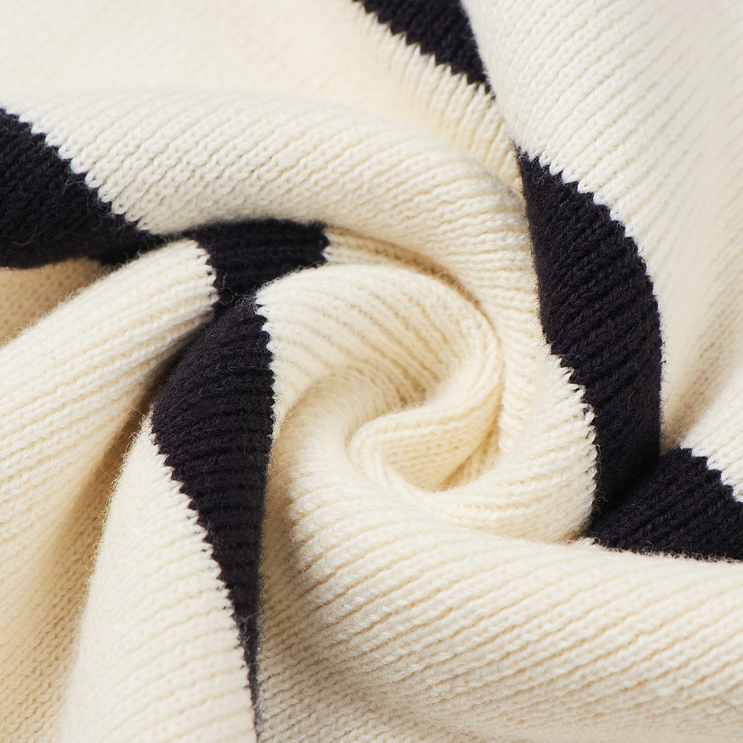 Tommy Hilfiger Premium Knit Logo Embroidery Relaxed · A3397 — תמונה 5